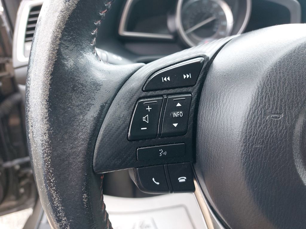 Used 2014 MAZDA MAZDA3 i Touring image 14