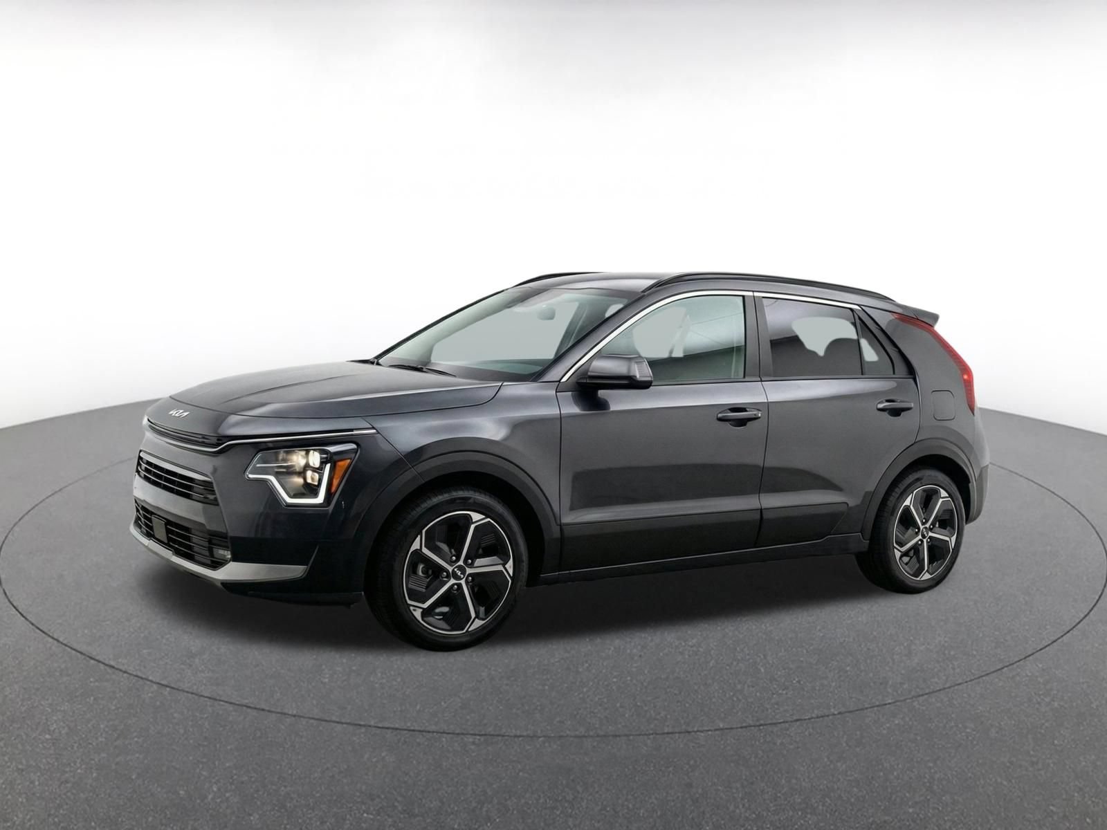 Used 2026 Kia Niro LX FWD image 3