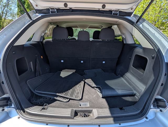 Used 2011 Ford Edge SE w/ 101A Rapid Spec Order Code FWD image 25