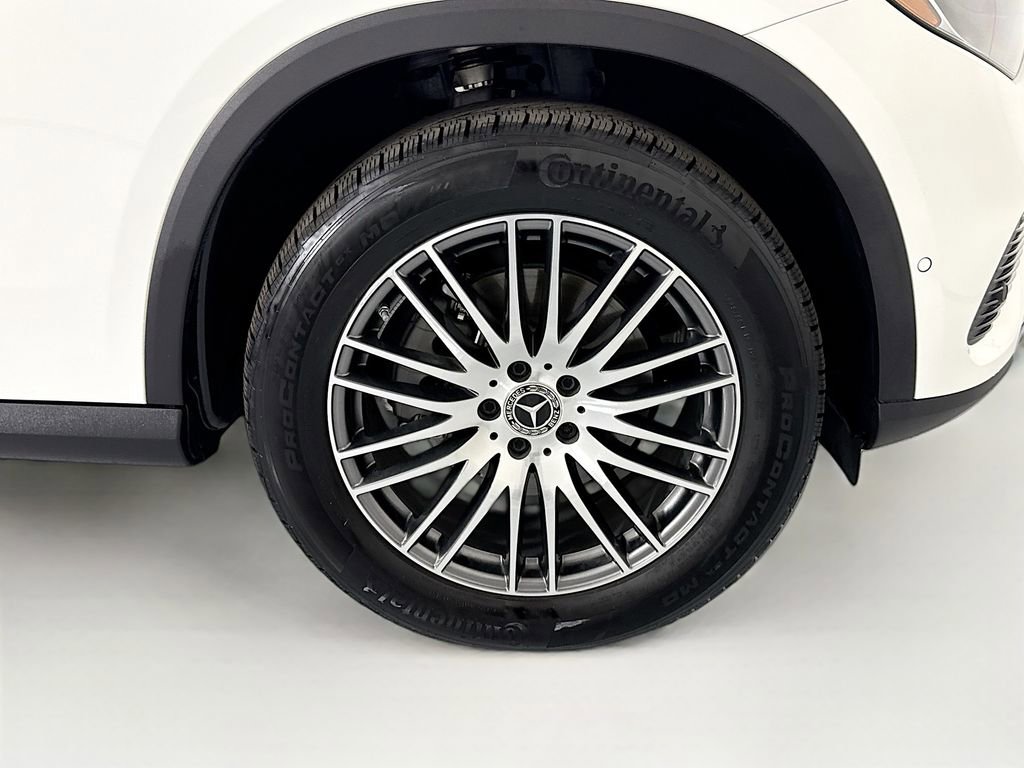 Certified 2026 Mercedes-Benz GLC 300 image 32