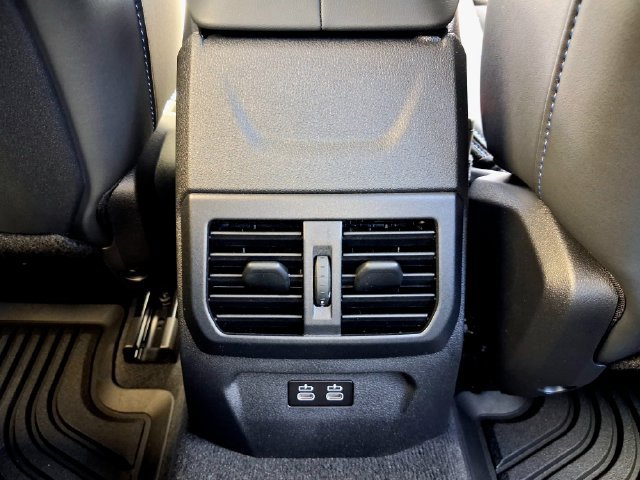 New 2026 BMW 228i w/ Technology Package FWD image 27