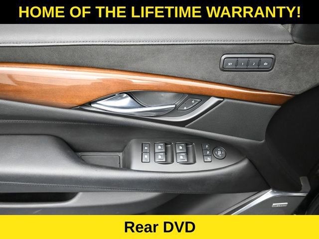 Used 2020 Cadillac Escalade Premium Luxury image 13