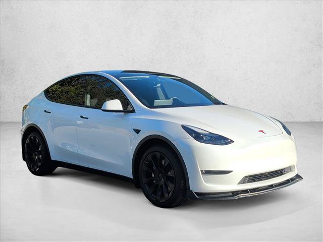 Used 2023 Tesla Model Y Long Range AWD/4WD image 3