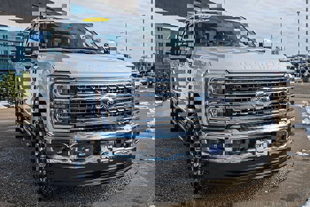 Used 2023 Ford F250 Lariat w/ Chrome Package image 7