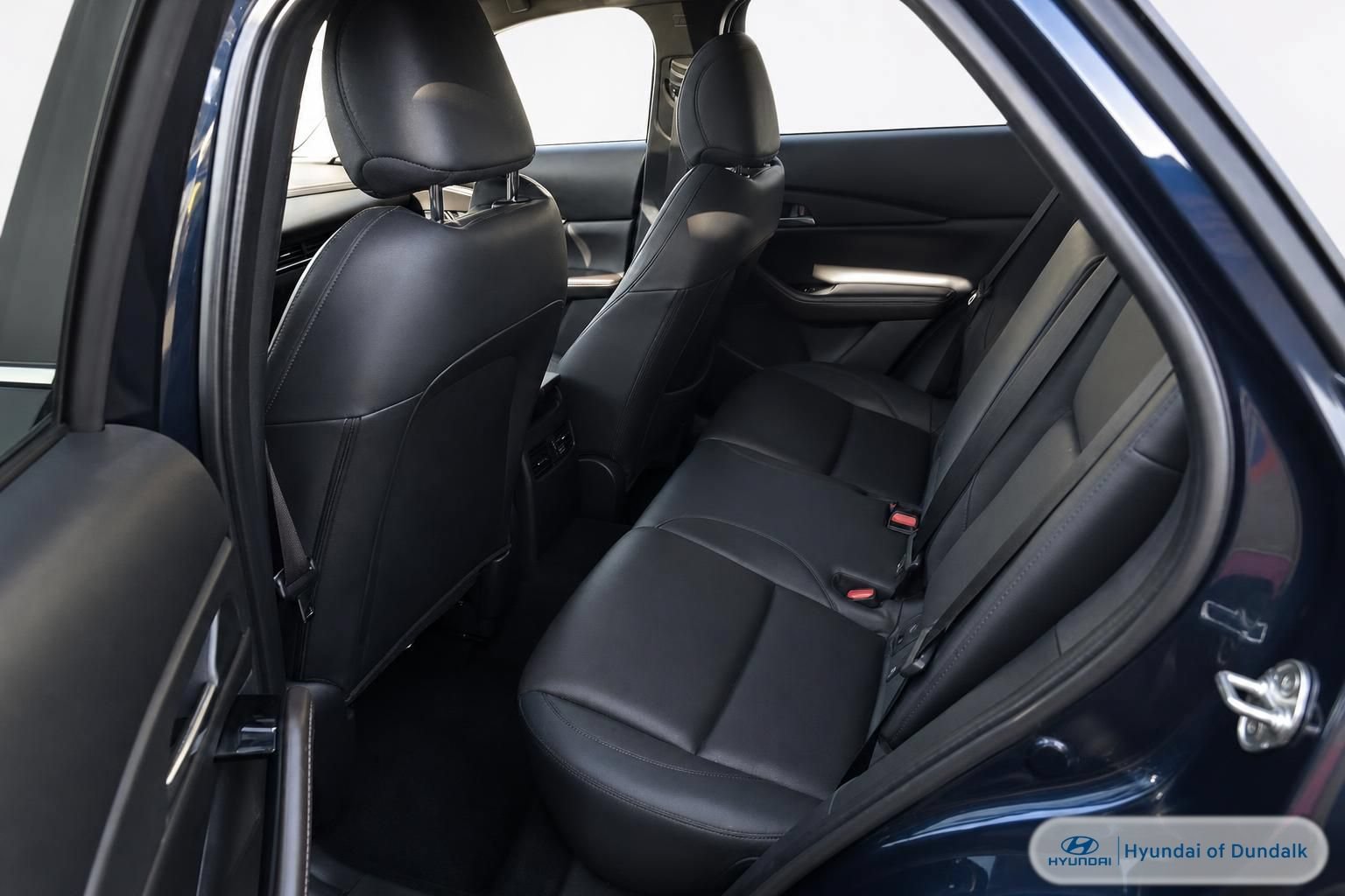 Used 2025 MAZDA CX-30 AWD 2.5 S w/ Premium Package image 11