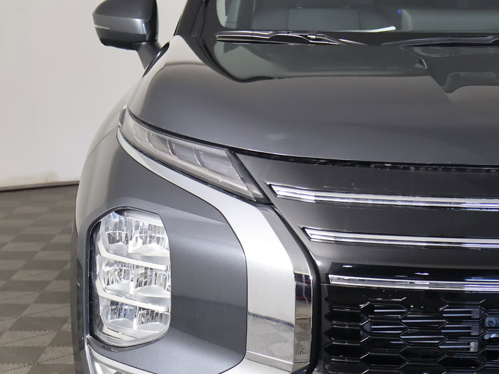 New 2026 Mitsubishi Outlander SE FWD image 15