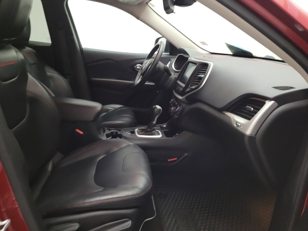 Used 2015 Jeep Cherokee Trailhawk w/ Leather Interior Group AWD/4WD image 21