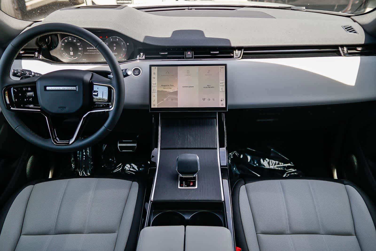 New 2026 Land Rover Range Rover Evoque Dynamic SE AWD/4WD image 12