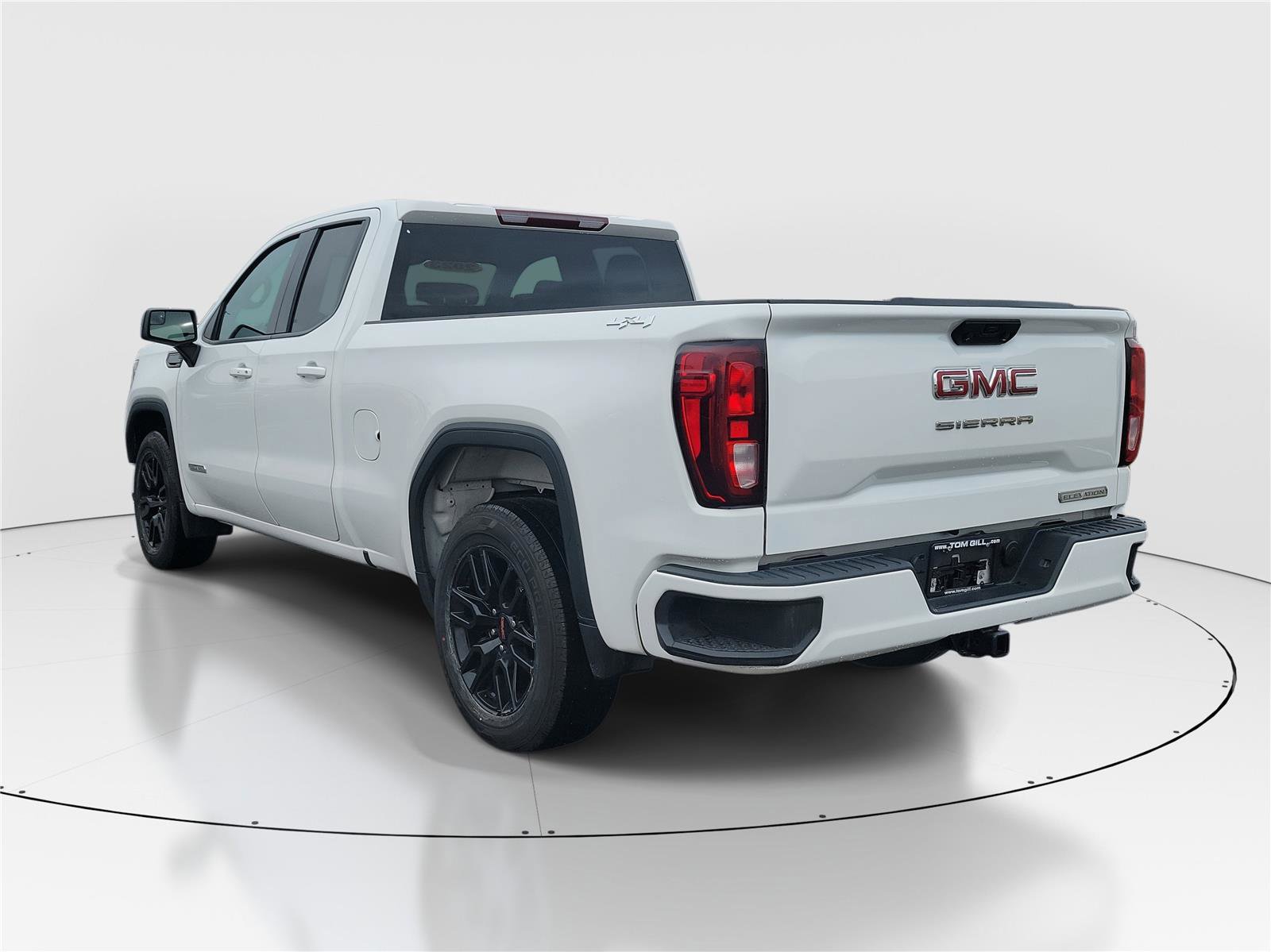 Used 2023 GMC Sierra 1500 Elevation image 3