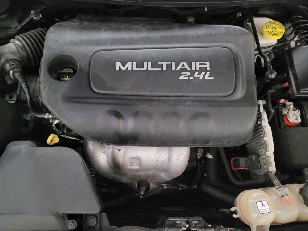 Used 2019 Jeep Cherokee Limited w/ Technology Group image 30