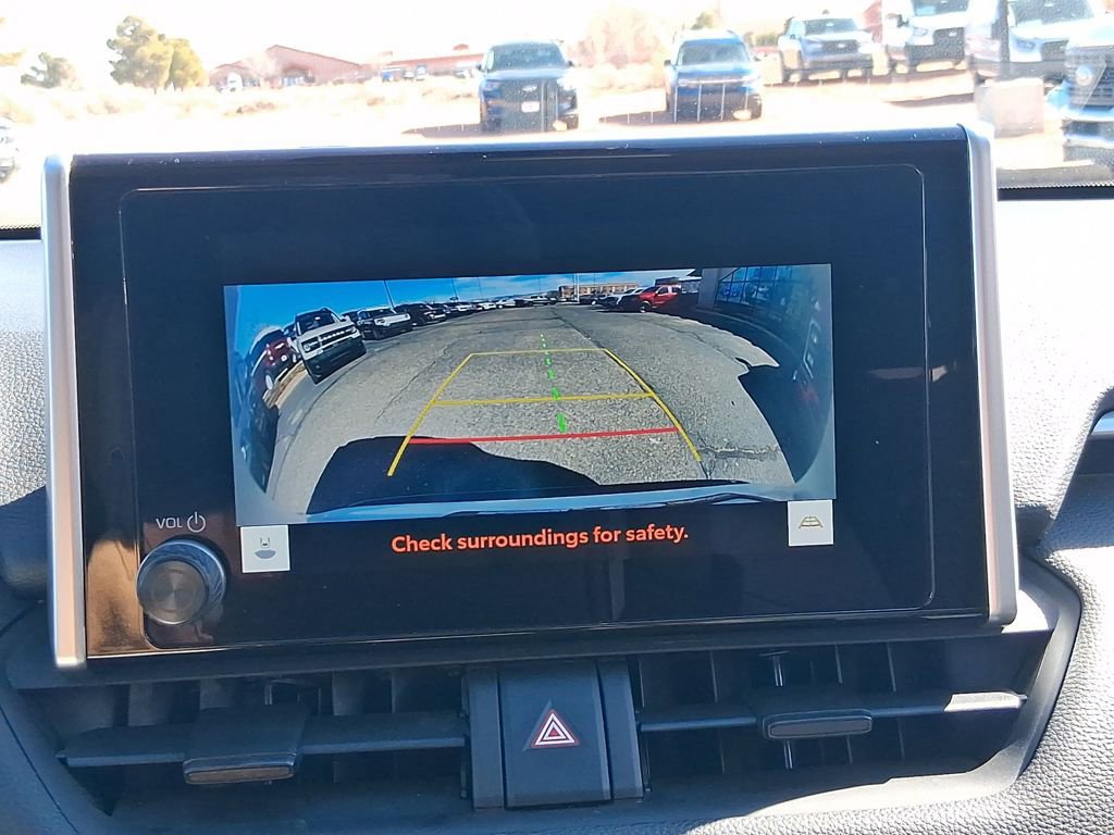 Used 2024 Toyota RAV4 LE image 19