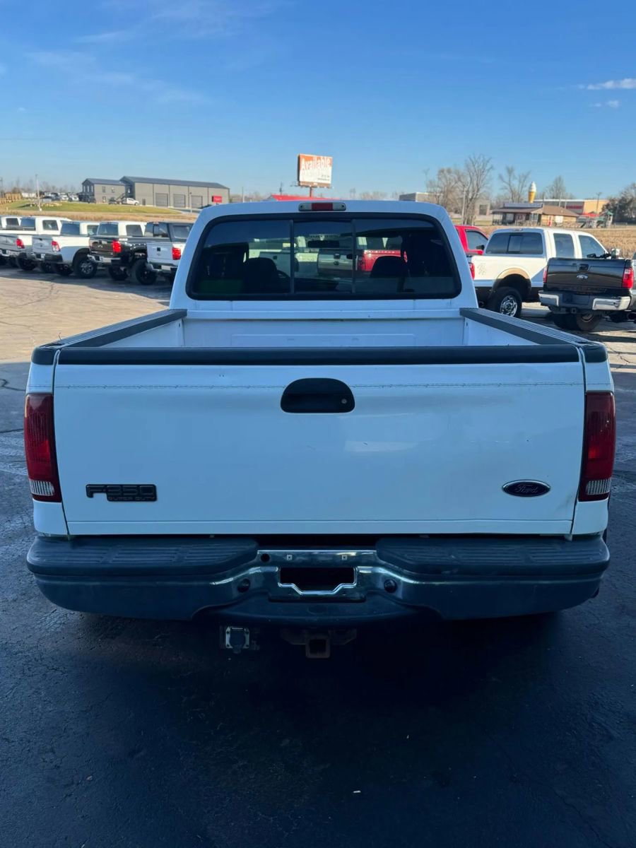 Used 2003 Ford F350 XLT image 9