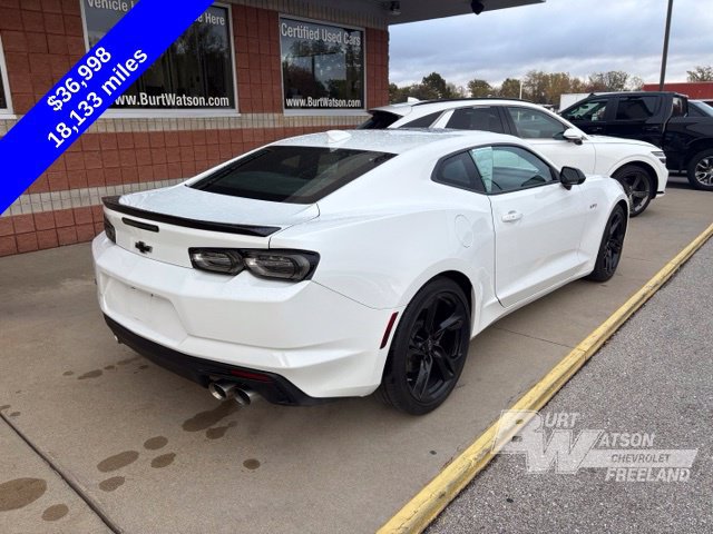 Used 2022 Chevrolet Camaro LT w/ RS Package RWD image 8