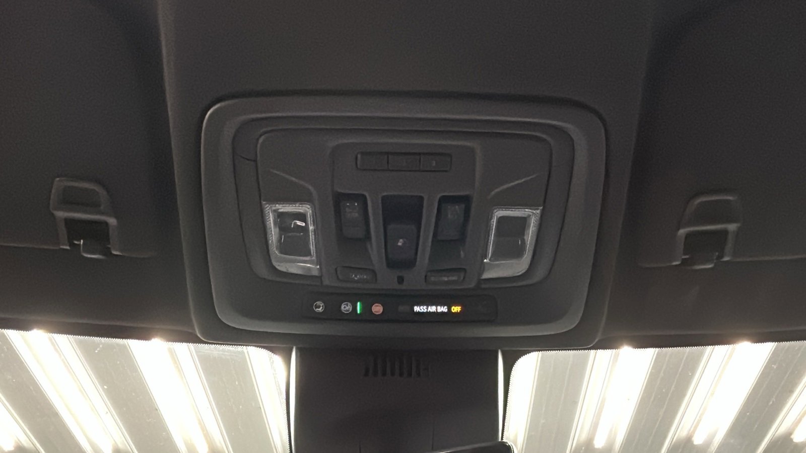 Used 2023 Chevrolet Silverado 1500 High Country w/ High Country Premium Package image 37