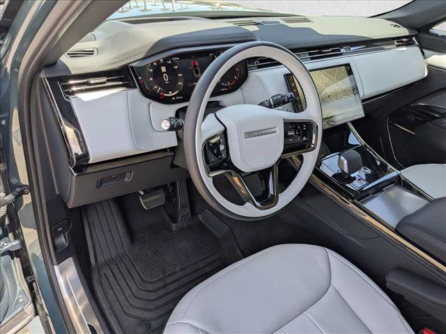 New 2026 Land Rover Range Rover Sport Dynamic SE AWD/4WD image 3