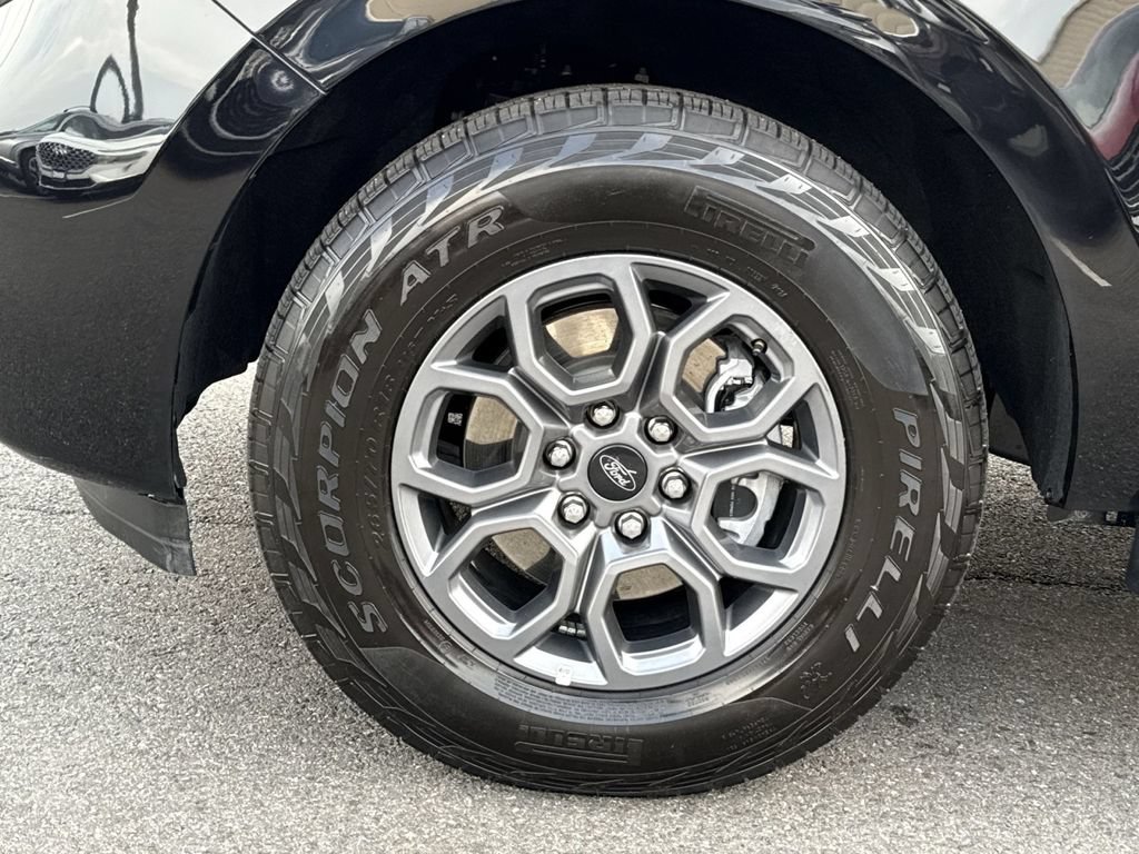 Used 2025 Ford Expedition Active AWD/4WD image 12