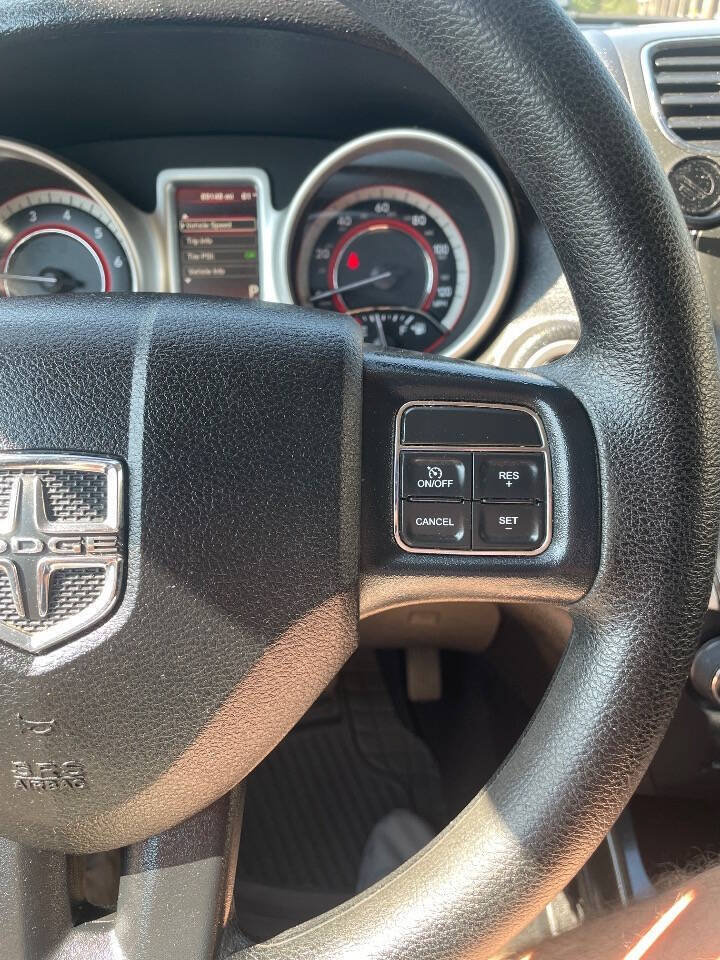 Used 2018 Dodge Journey SE w/ Blacktop Package FWD image 25
