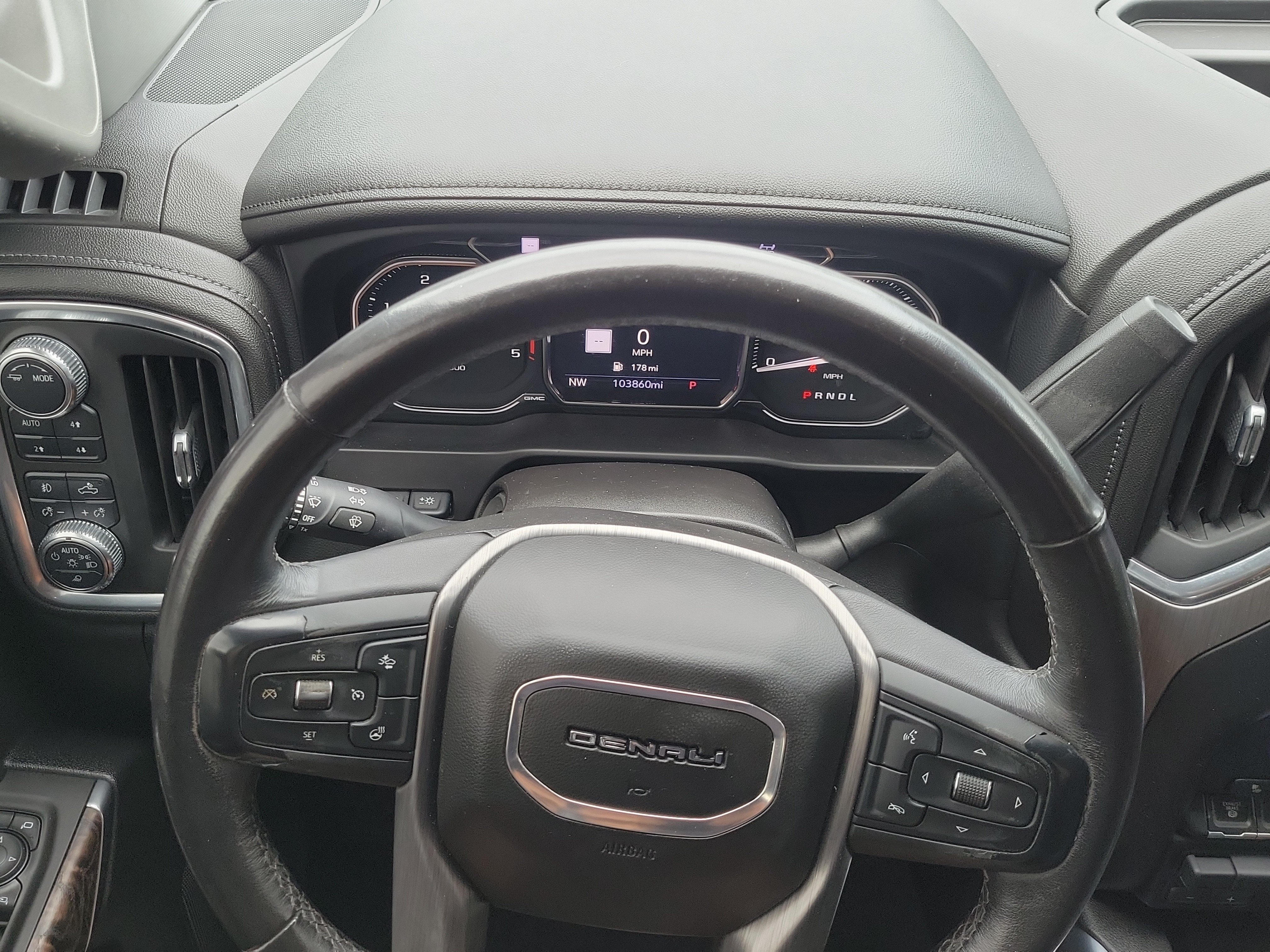 Used 2021 GMC Sierra 3500 Denali w/ Denali Ultimate Package AWD/4WD image 23