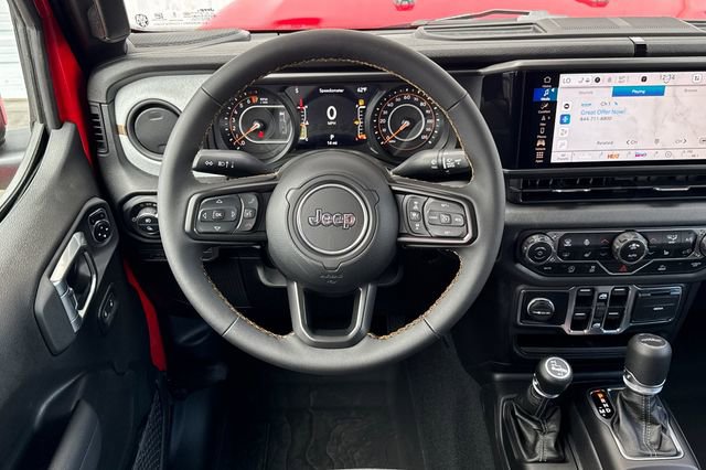 New 2025 Jeep Gladiator Sport AWD/4WD image 14
