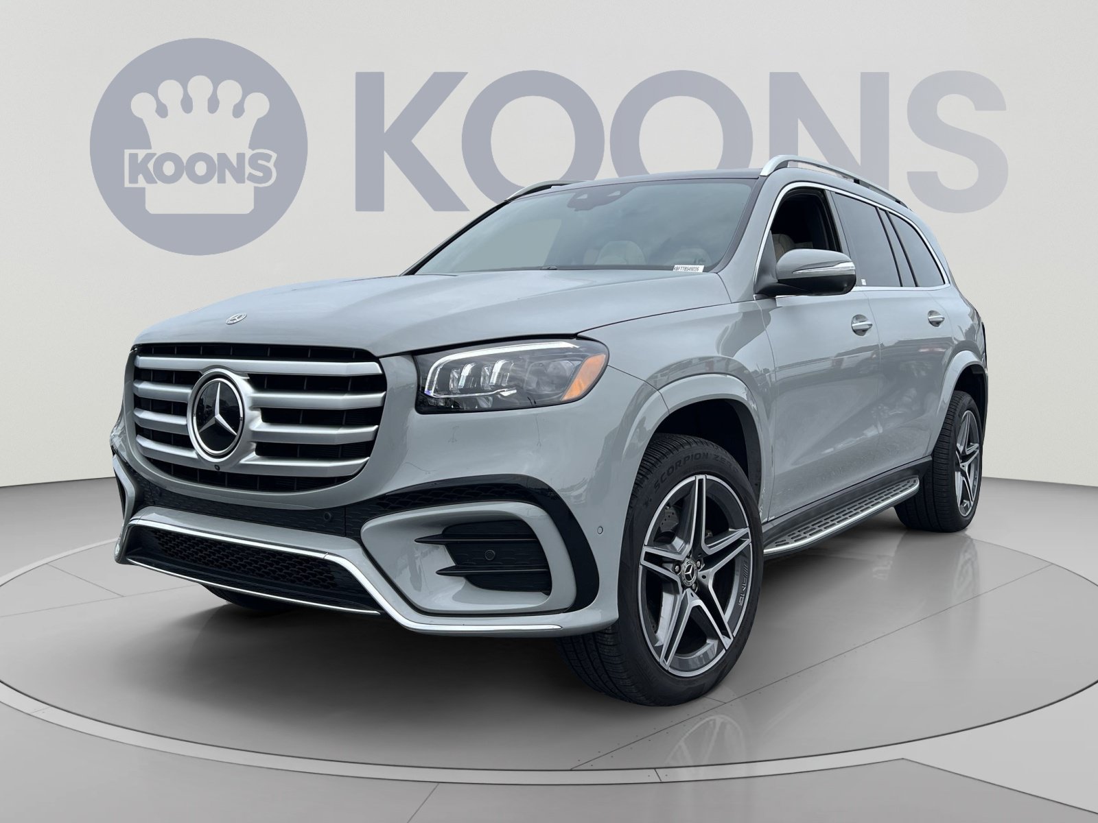 Used 2026 Mercedes-Benz GLS 450 4MATIC image 1