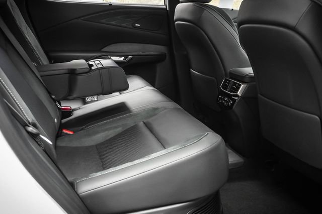 Certified 2025 Lexus RX 450h AWD w/ Convenience Package image 24