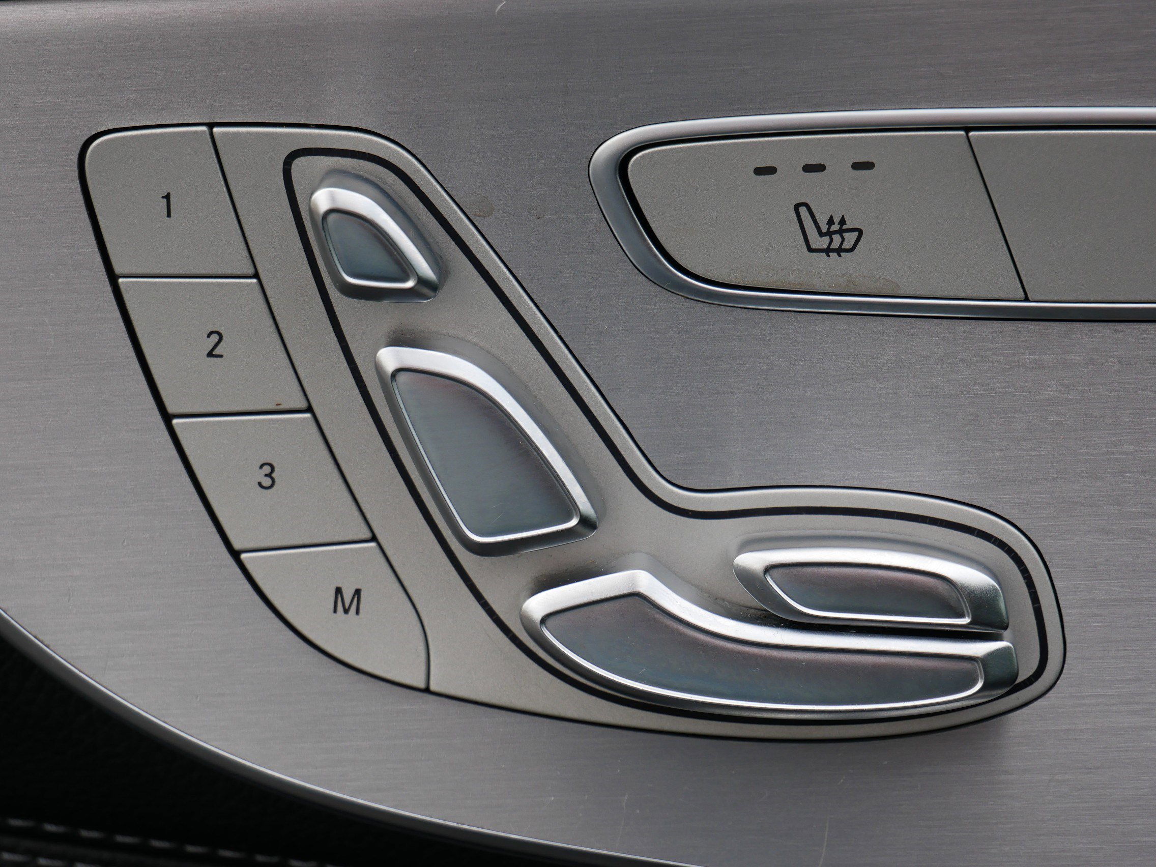 Used 2018 Mercedes-Benz C 300 4MATIC Coupe w/ Multimedia Package image 18