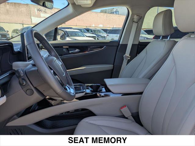 Certified 2023 Lincoln Nautilus FWD w/ Premium Package image 22