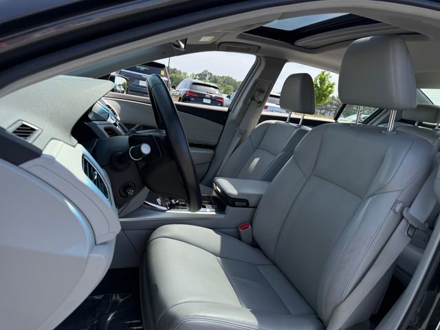 Used 2015 Acura RLX w/ Technology Package FWD image 13
