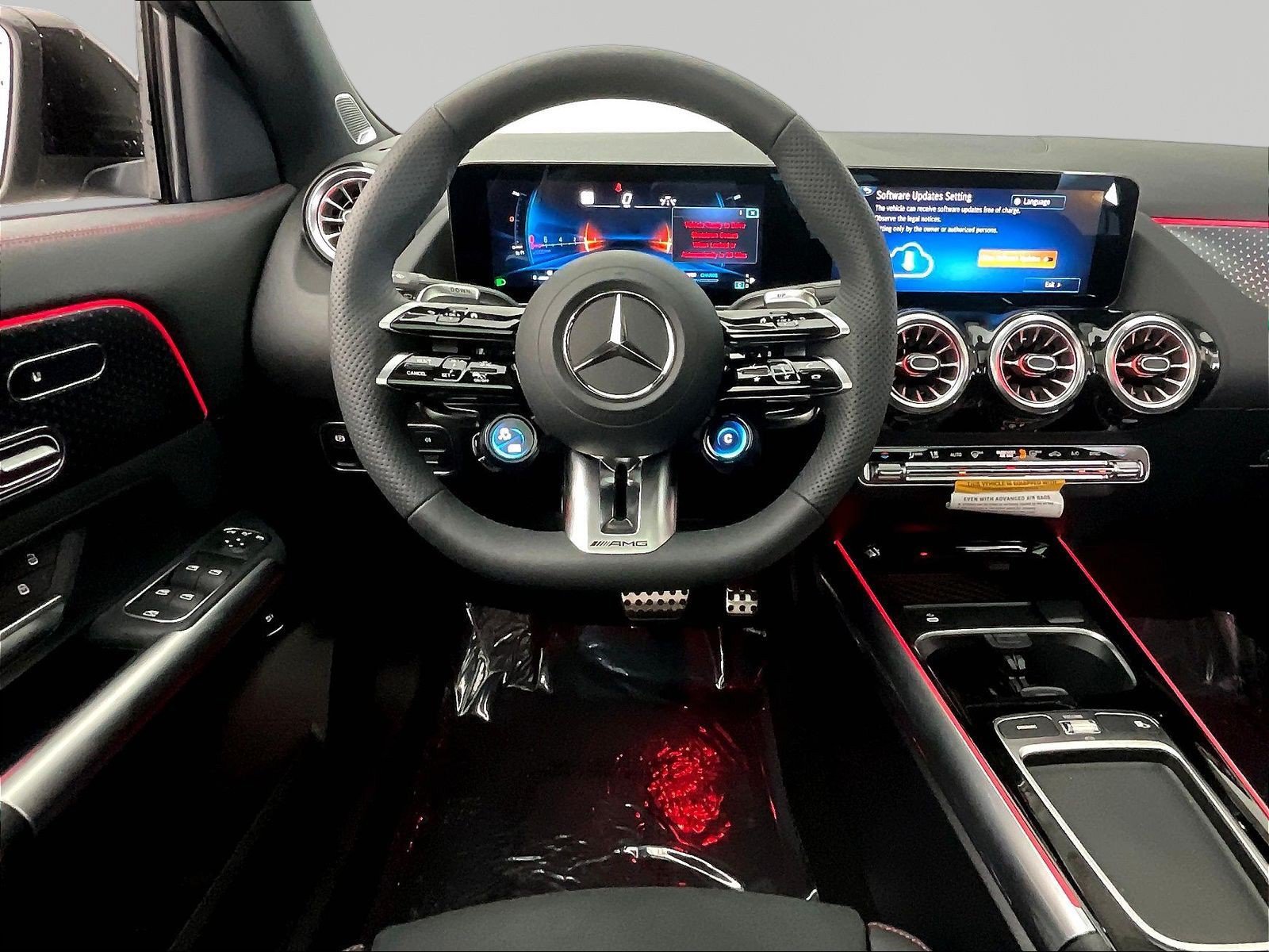 New 2026 Mercedes-Benz GLA 35 AMG 4MATIC image 8
