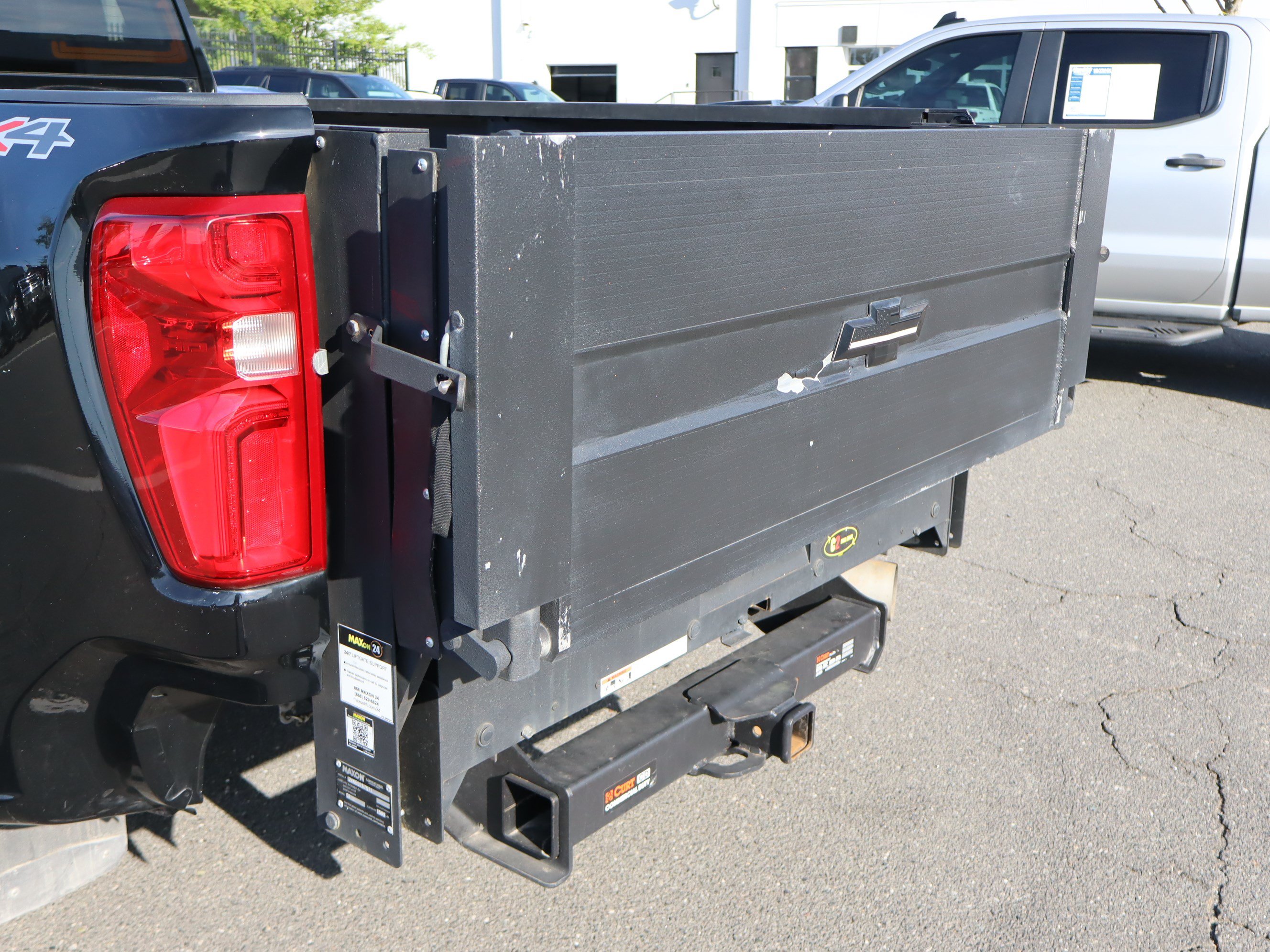 Used 2024 Chevrolet Silverado 3500 LT w/ Convenience Package AWD/4WD image 15