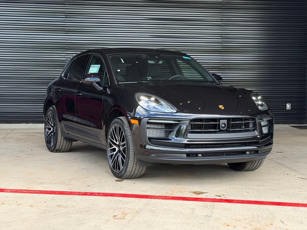New 2026 Porsche Macan GTS AWD/4WD image 11
