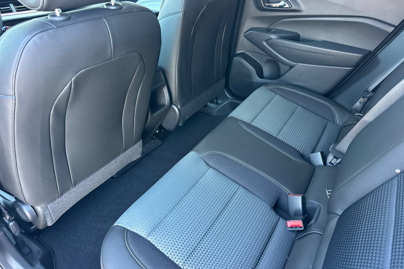 New 2026 Chevrolet Trax LT FWD image 12