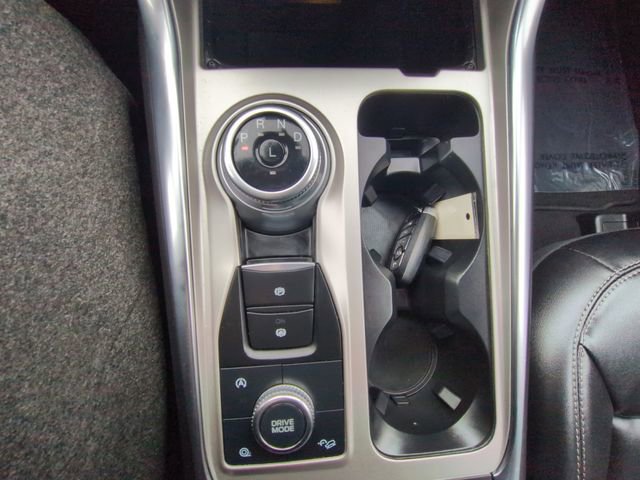 Used 2023 Ford Explorer XLT w/ Equipment Group 202A image 31