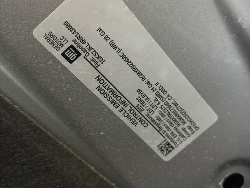 Used 2024 GMC Yukon XL Denali image 42