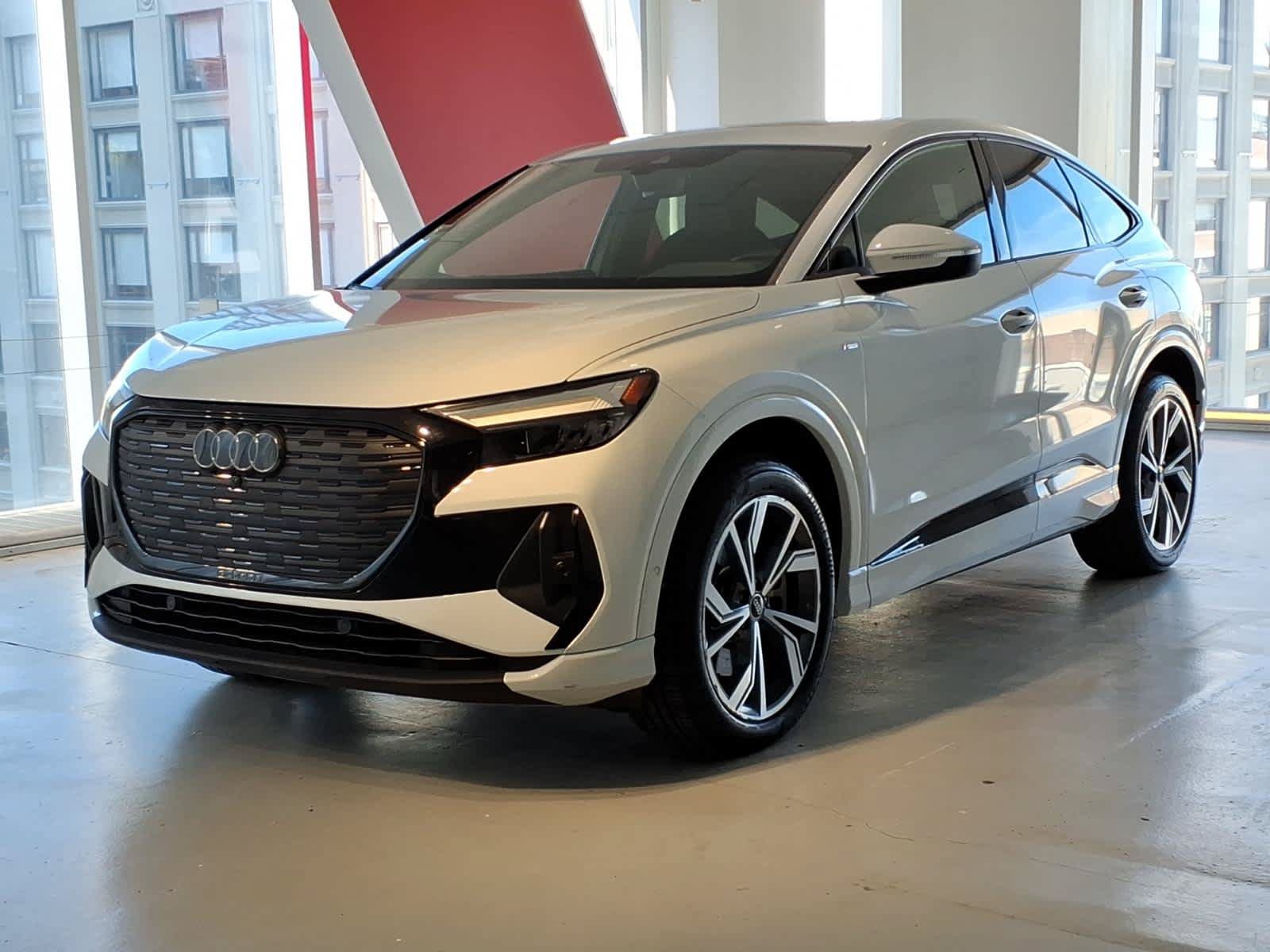 Certified 2024 Audi Q4 e-tron Premium Plus AWD/4WD image 1