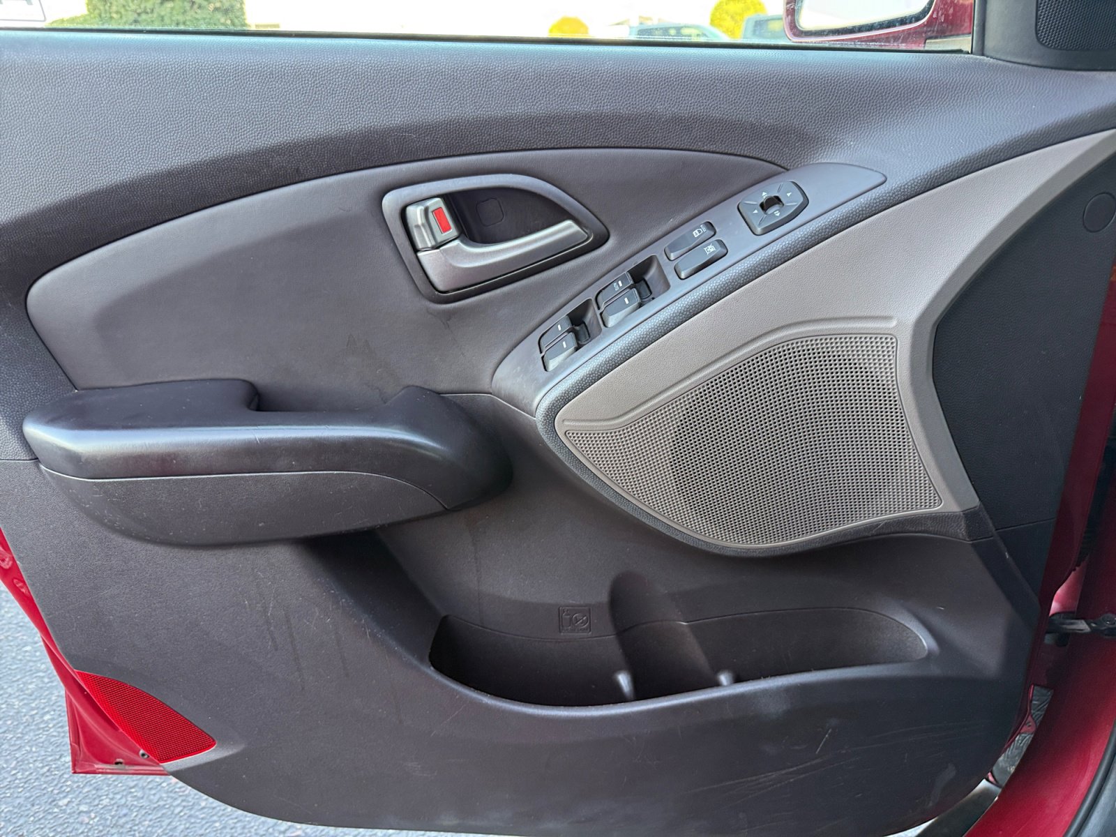 Used 2013 Hyundai Tucson GLS image 13