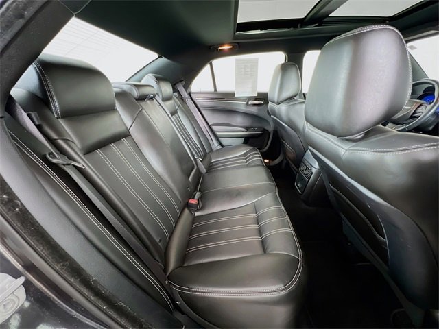 Used 2022 Chrysler 300 S image 42