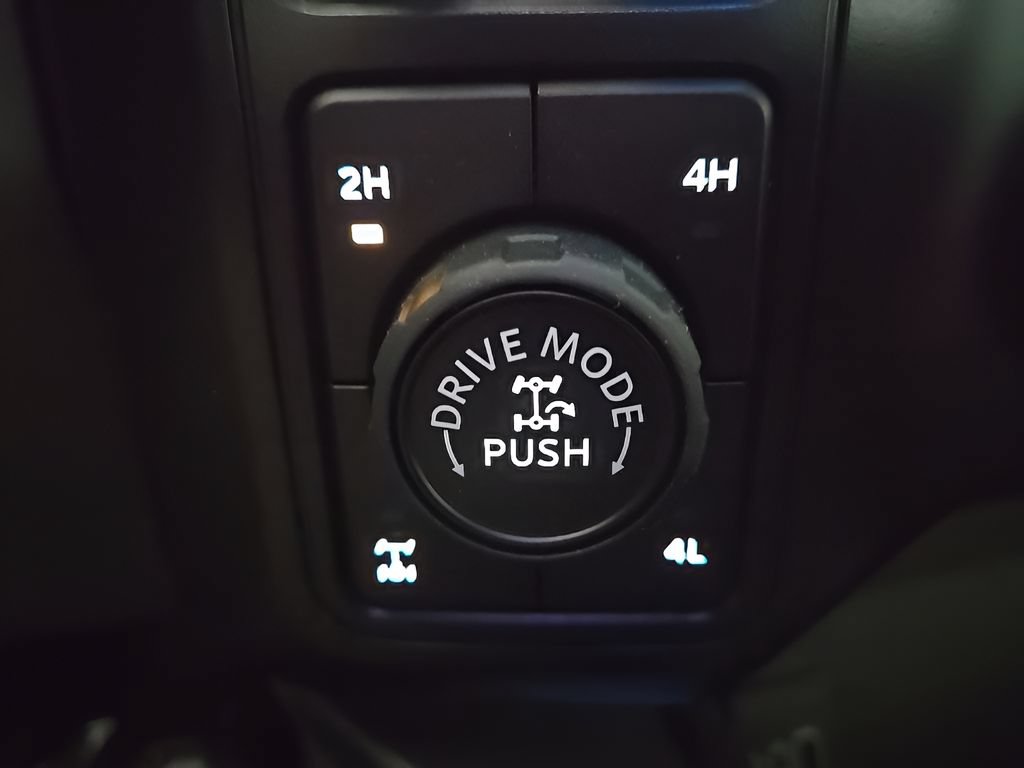 New 2026 Ford F250 XLT w/ XLT Premium Package AWD/4WD image 22