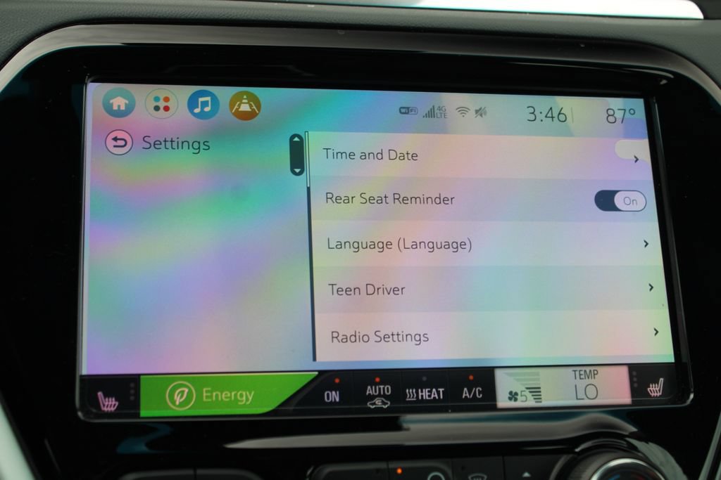 Used 2021 Chevrolet Bolt Premier w/ Infotainment Package FWD image 22