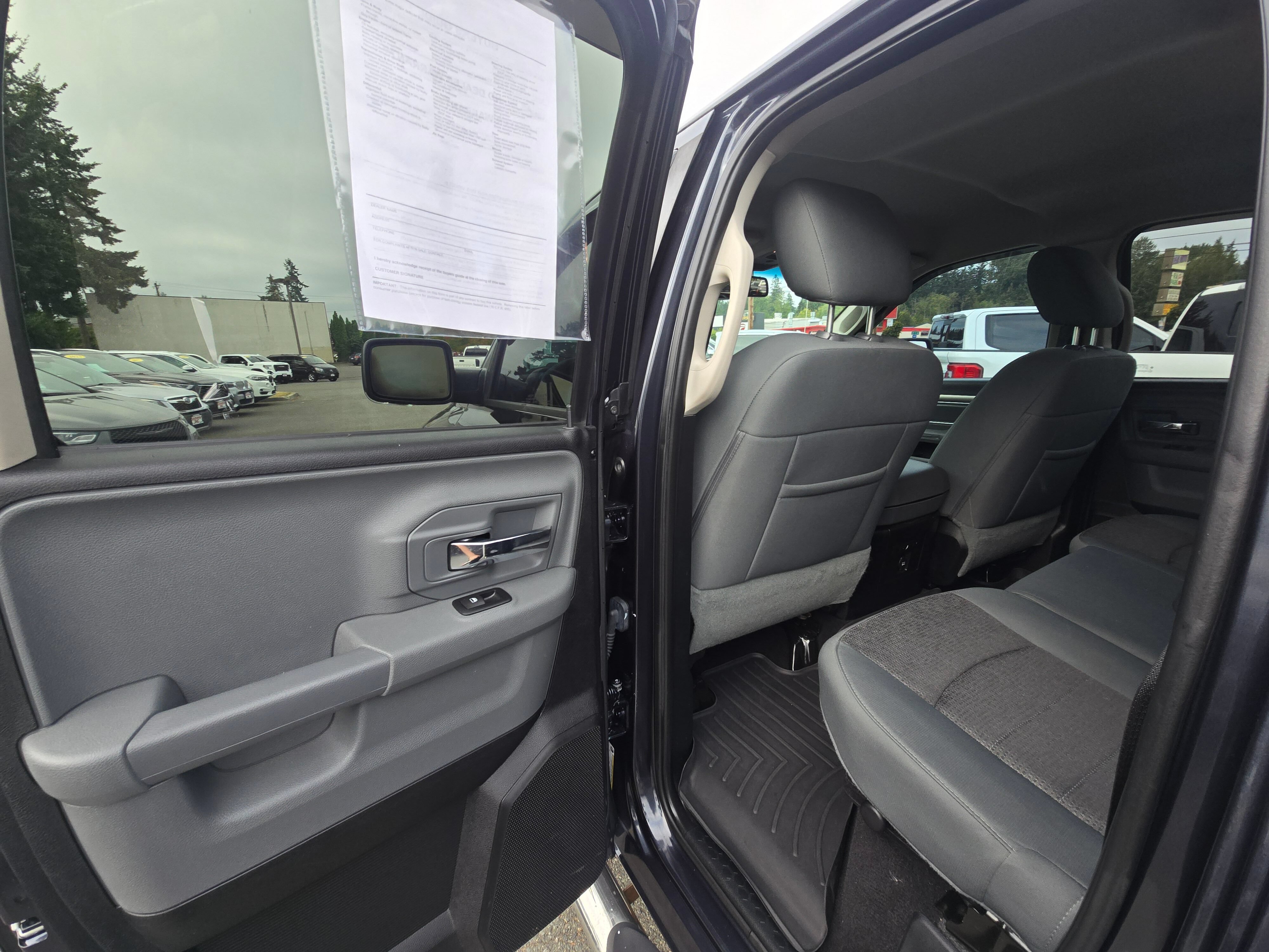 Used 2015 RAM 1500 Big Horn AWD/4WD image 15
