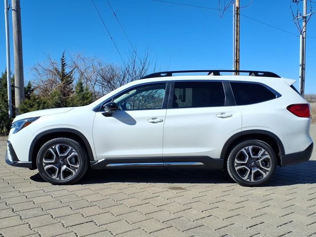 Used 2024 Subaru Ascent Limited w/ Technology Package image 2
