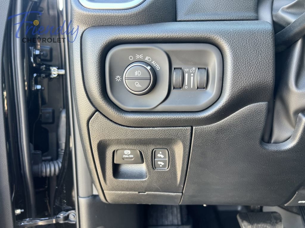 Used 2025 RAM 1500 Big Horn AWD/4WD image 19