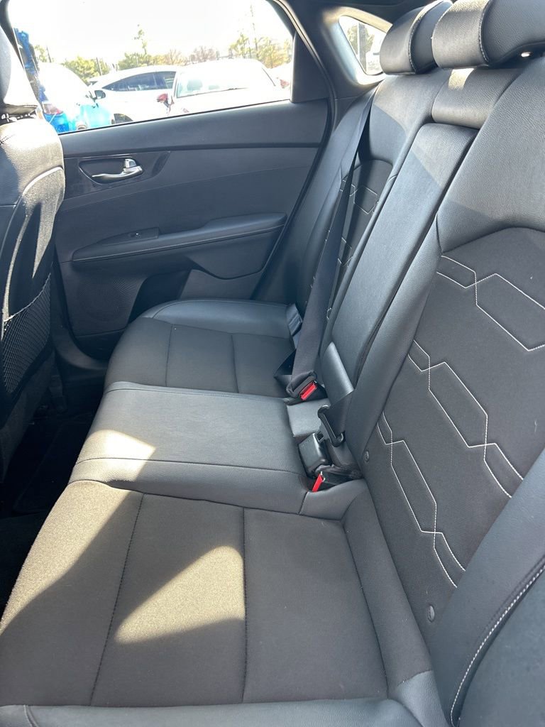 Used 2024 Kia Forte GT-Line image 12