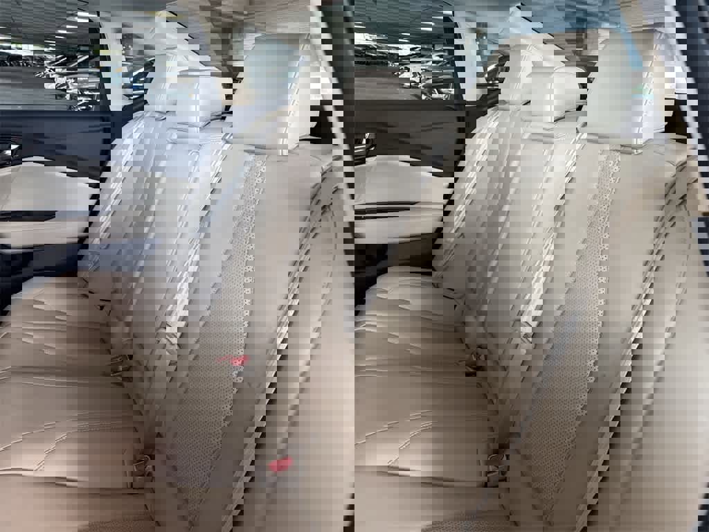 Certified 2025 Acura TLX w/ Technology Package image 22