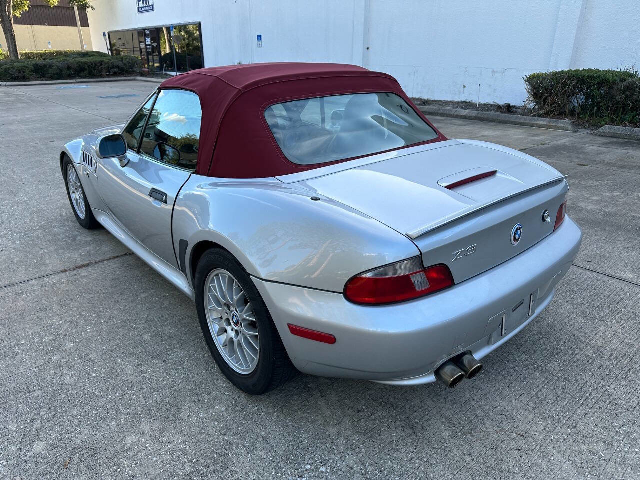 Used 2002 BMW Z3 2.5i image 5