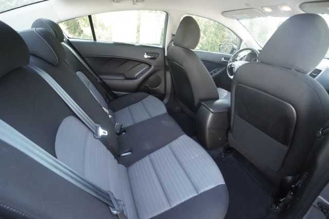 Used 2018 Kia Forte S FWD image 22
