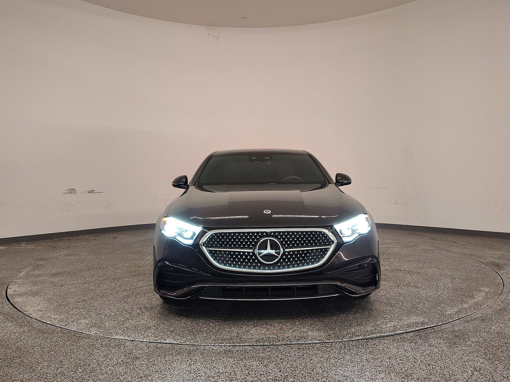 Certified 2024 Mercedes-Benz E 350 4MATIC Sedan image 6