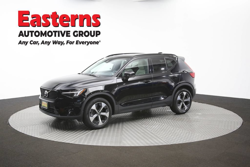 Used 2023 Volvo XC40 B4 Ultimate FWD image 51