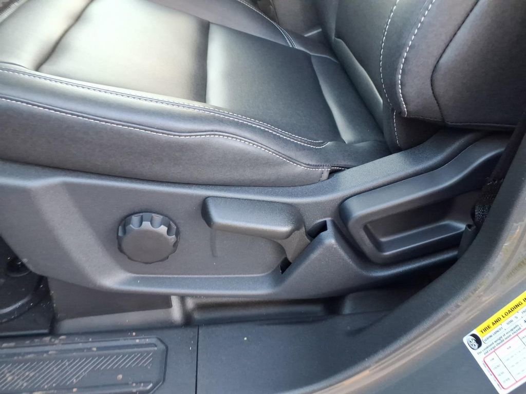 New 2025 Ford Bronco Badlands image 17