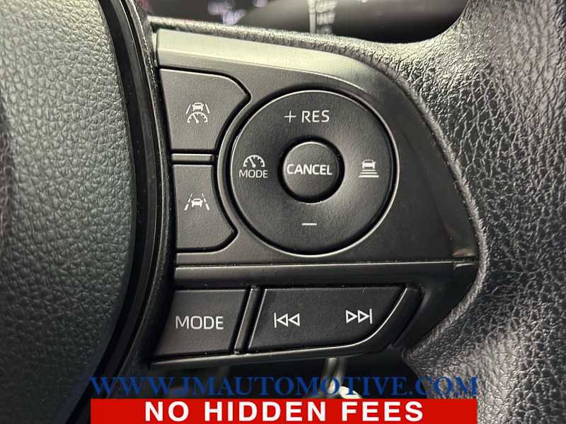 Used 2023 Toyota Corolla LE image 39